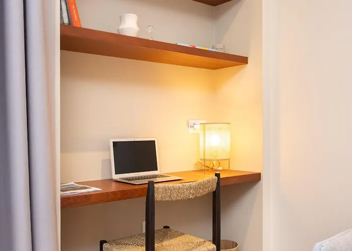 Spectacular Beachfront Loft-style Casa Corina Ii