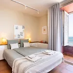 Lejlighed Spectacular Beachfront Loft-style Casa Corina Ii
