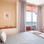 Lejlighed Spectacular Beachfront Loft-style Casa Corina Ii