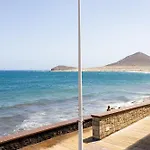 Spectacular Beachfront Loft-style Casa Corina Ii Lejlighed El Médano