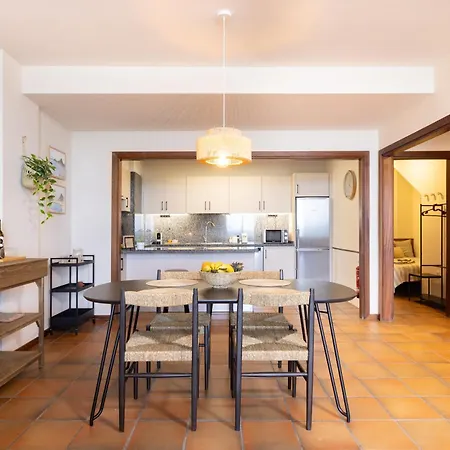 Spectacular Beachfront Loft-style Casa Corina Ii Apartment El Medano (Tenerife)