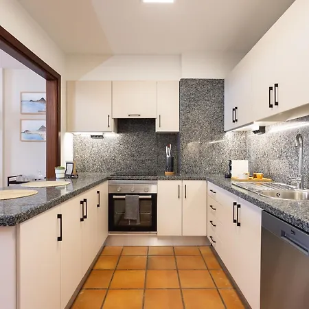 Spectacular Beachfront Loft-style Casa Corina Ii Appartement