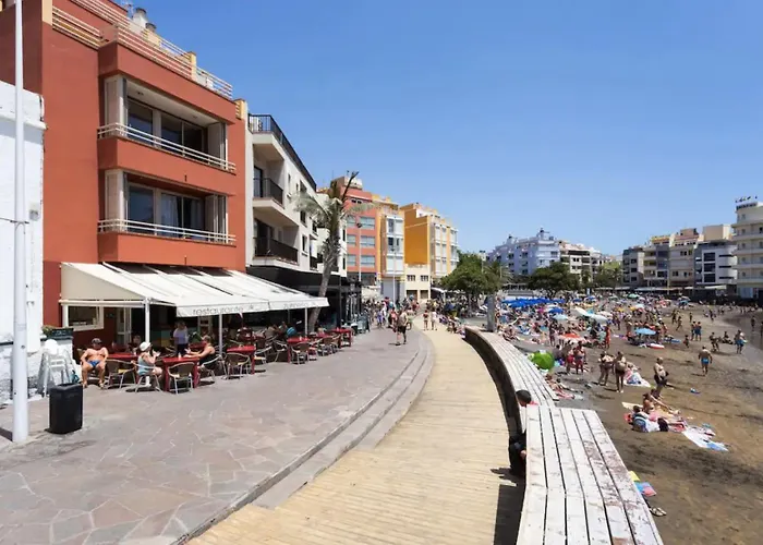 Spectacular Beachfront Loft-style Casa Corina Ii *