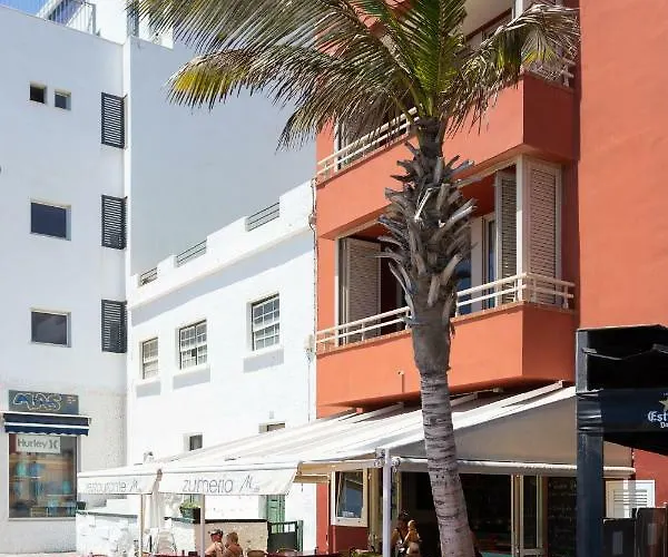 Spectacular Beachfront Loft-style Casa Corina Ii Апартаменты *